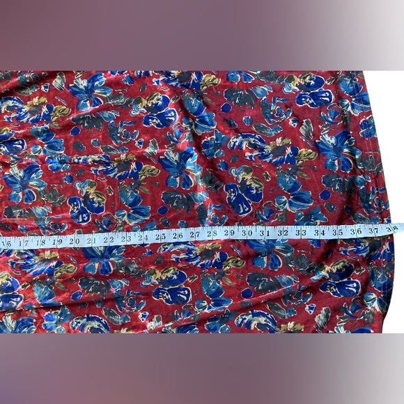 Natural Life Floral Velour Skirt - Picture 9 of 9
